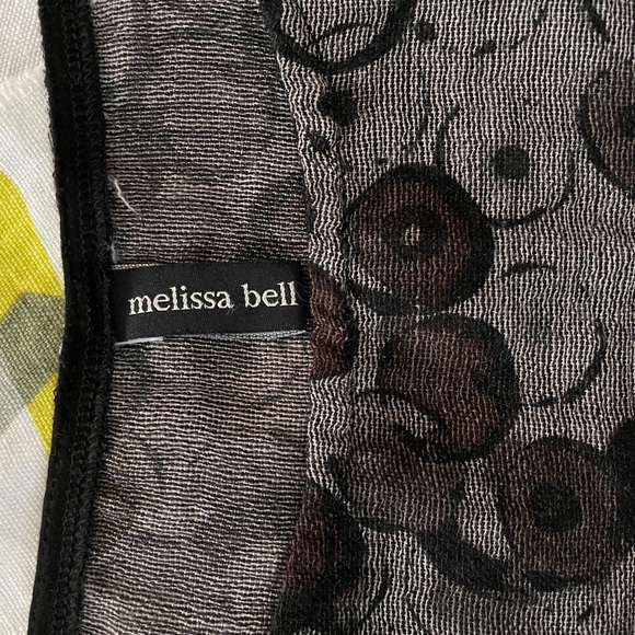 Flutter sleeve blouse - Picture 3 of 10